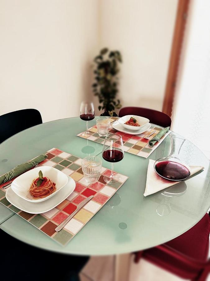 Sunny House Fourteen Асемини Екстериор снимка